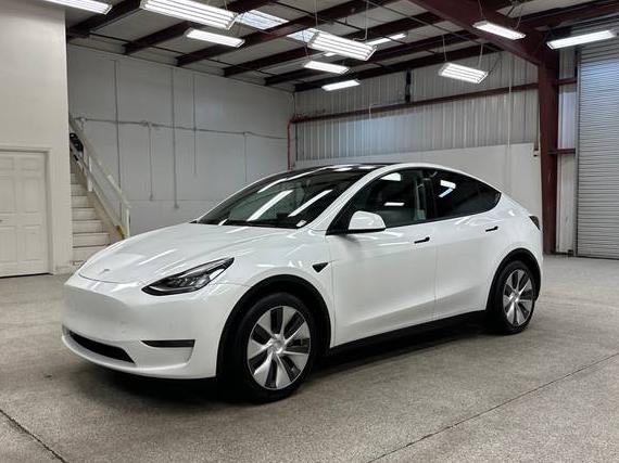 TESLA MODEL Y 2021 5YJYGAEE2MF199469 image